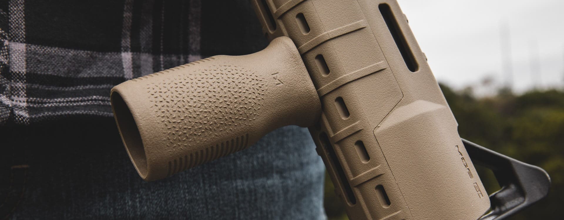 Magpul MVG MOE Vertical Grip - Fits M-LOK Handguards - MAG597